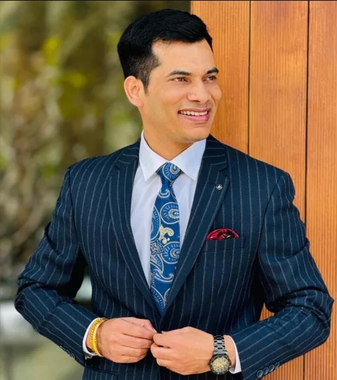 Shashish Kumar Tiwari in a formal business portrait